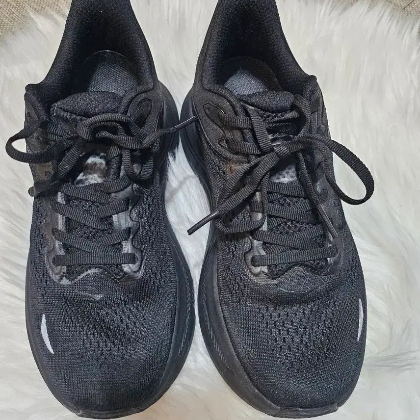 [SOLD OUT] 호카 클리프톤 올 블랙