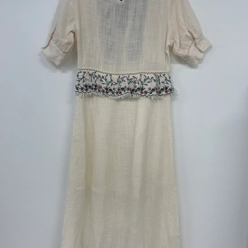 [BUNJANG] vinivini Vintage Embroidered Long Dress / vinivini 빈티지 자수 롱원피스