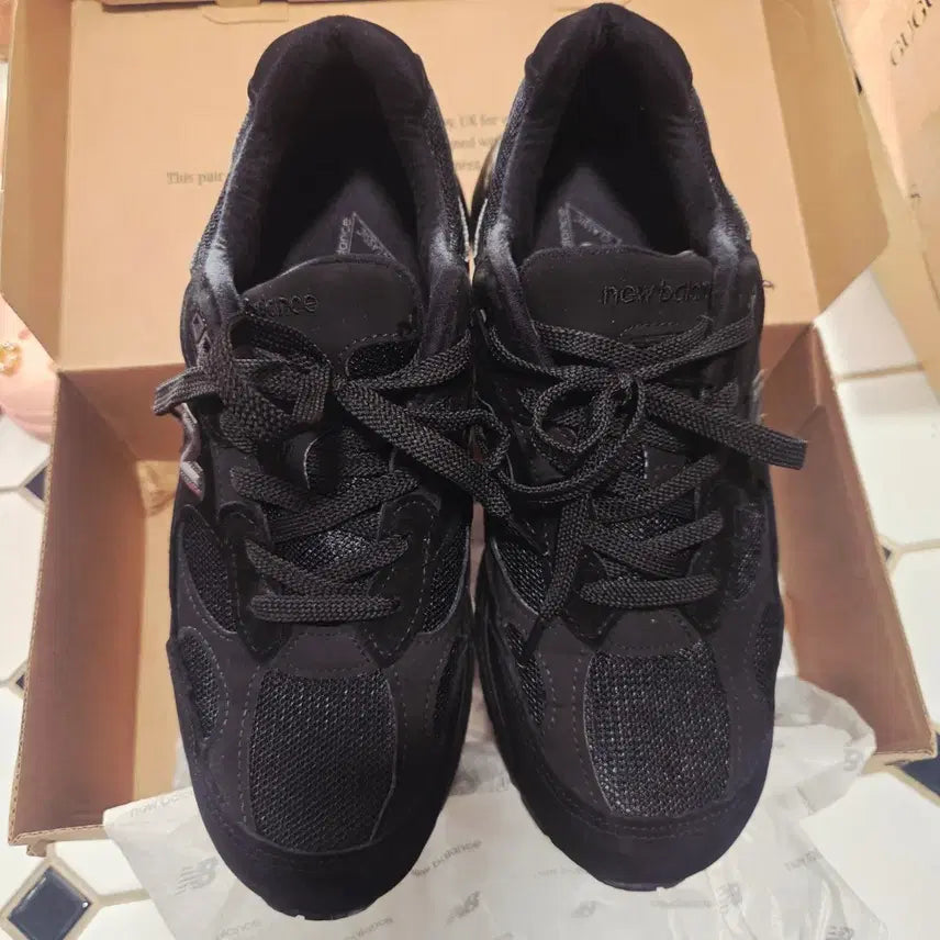 [BUNJANG] New Balance 992 Triple Black Sneakers / 뉴발란스 992 트리플블랙 운동화 USA 260