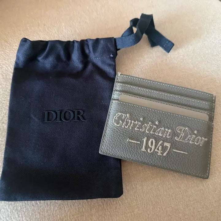 [SOLD OUT] 디올 Christian Dior 카드지갑 그레이