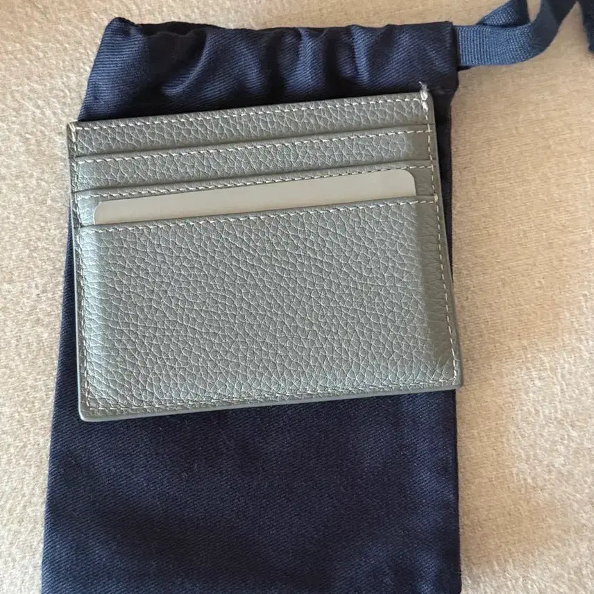 [SOLD OUT] 디올 Christian Dior 카드지갑 그레이