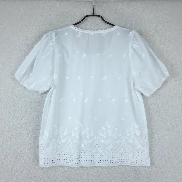 [SOLD OUT] 퍼플하트 여성 펀칭 레이스 반팔 블라우스 화이트(F)