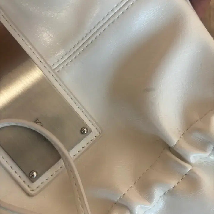 [BUNJANG] Matinkim Shirring Bag White / 마뗑킴 셔링 가방 화이트