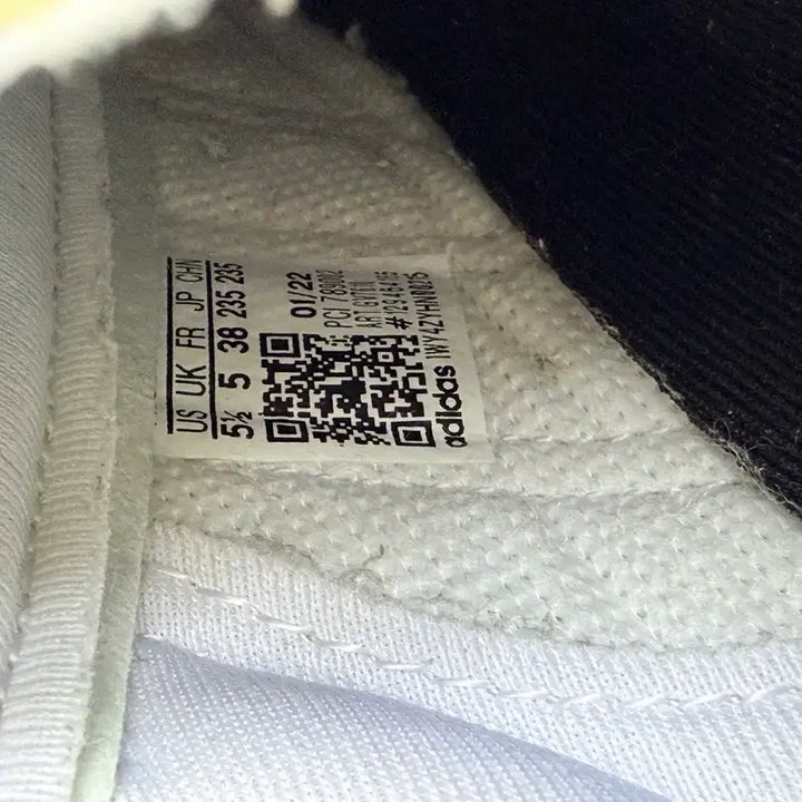 [BUNJANG] Adidas Superstar Parley White Sneakers / 아디다스 슈퍼스타 화이트 운동화