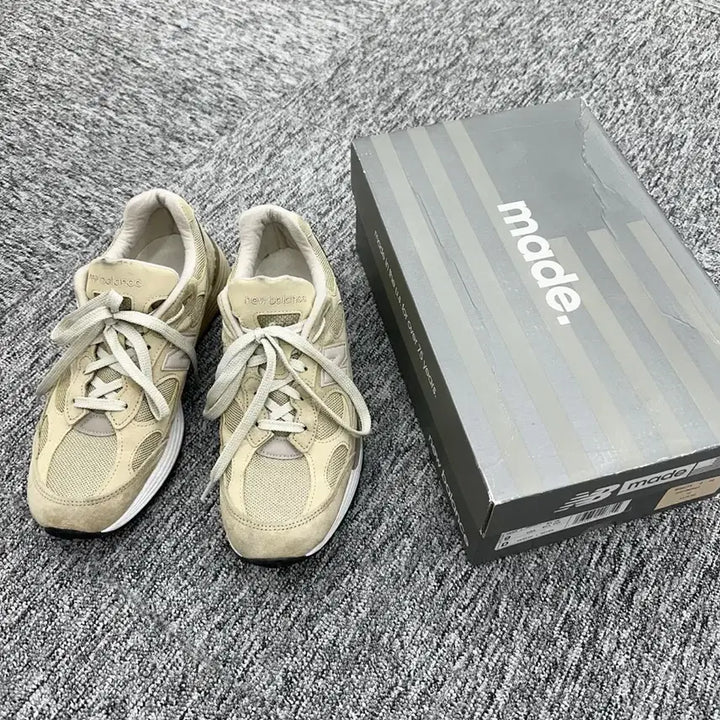 [BUNJANG] New Balance 992 Tan Sneakers / (270MM)뉴발란스 992 탄(박스포함)-M621