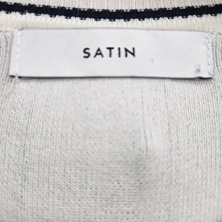[SOLD OUT] satin 샤틴 이중 시스루 소매 니트