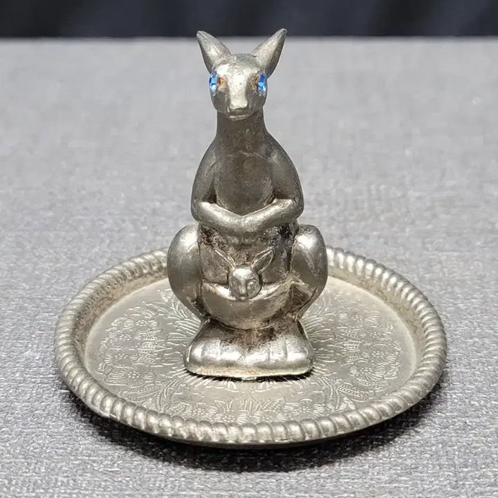 [BUNJANG] Brass Kangaroo Sculpture / 백동 캥거루
