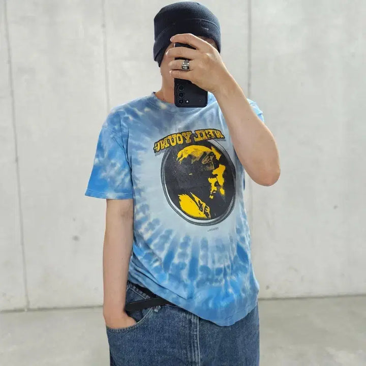 [BUNJANG] Neil Young 2000 Tour T-shirt / 00S 오피셜 닐영 밴드 반팔티 L M0367