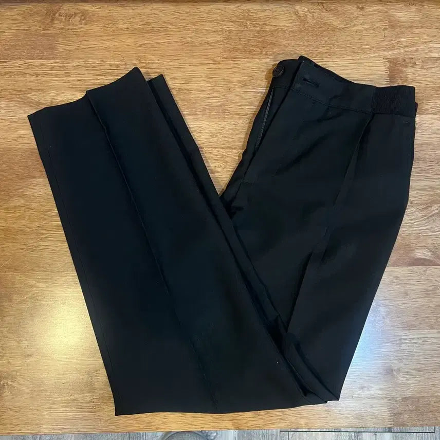 [SOLD OUT] 커스텀멜로우 여성 블랙 9부슬랙스 봄가을 정장팬츠