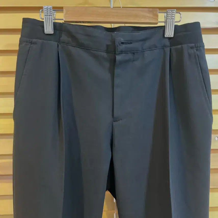 [SOLD OUT] 커스텀멜로우 여성 블랙 9부슬랙스 봄가을 정장팬츠