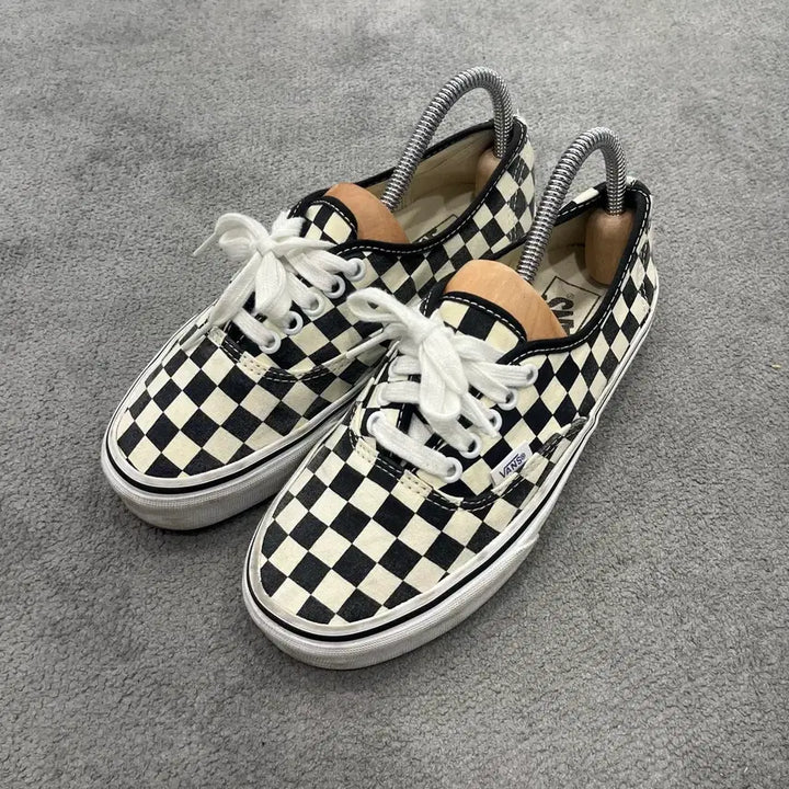 [BUNJANG] Vans Checkerboard Sneakers / 245 반스 체커보드 스니커즈