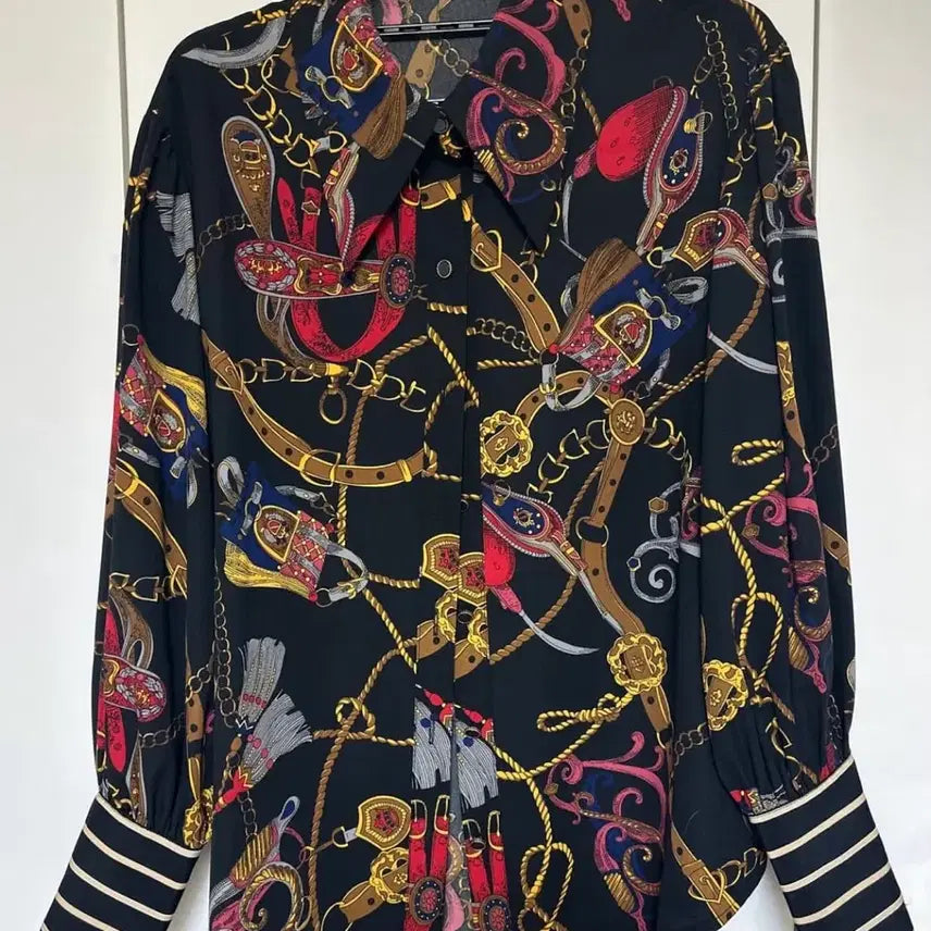[BUNJANG] Egoist Black Pattern Blouse / 에고이스트 블랙 패턴 블라우스
