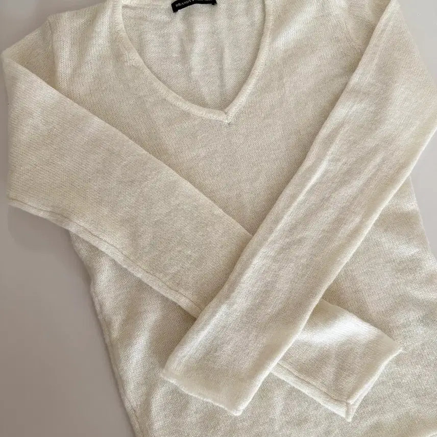 [SOLD OUT] 브랜디멜빌 Andi Mohair V-Neck Sweater