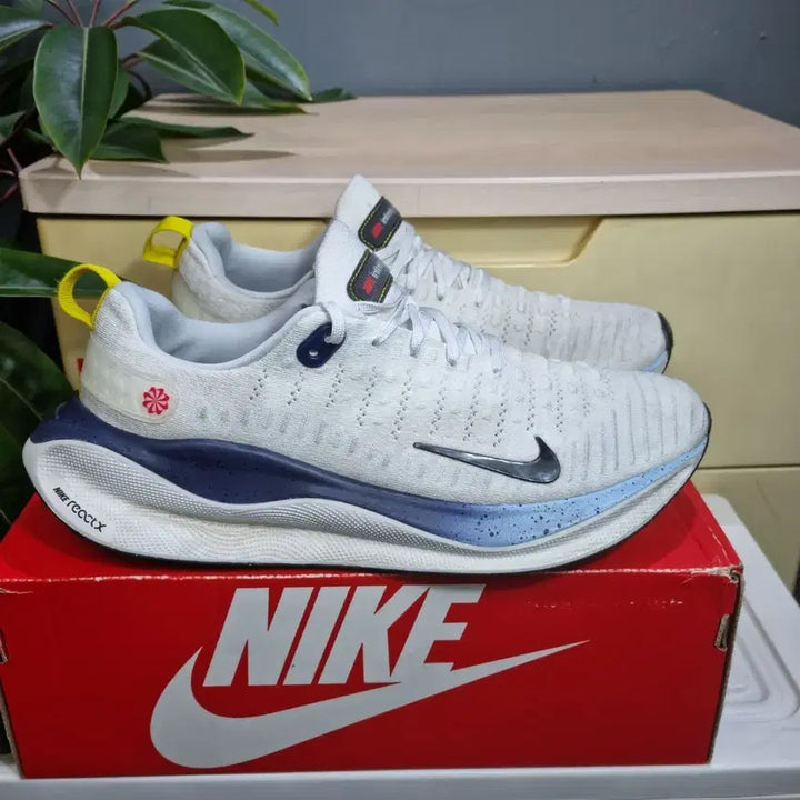 [BUNJANG] Nike React X Sneakers / 나이키 리액트X 운동화 (290)