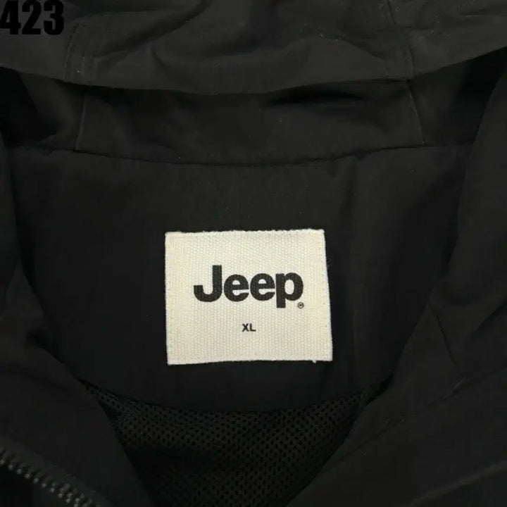 [BUNJANG] Jeep Black Hooded Windbreaker Jacket XL / Jeep 검정색 후드 바람막이 점퍼 XL