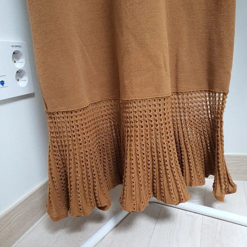 [BUNJANG] Hanssem Mine V-Neck Knit Dress / 한섬마인 물결v넥 반팔 니트원피스