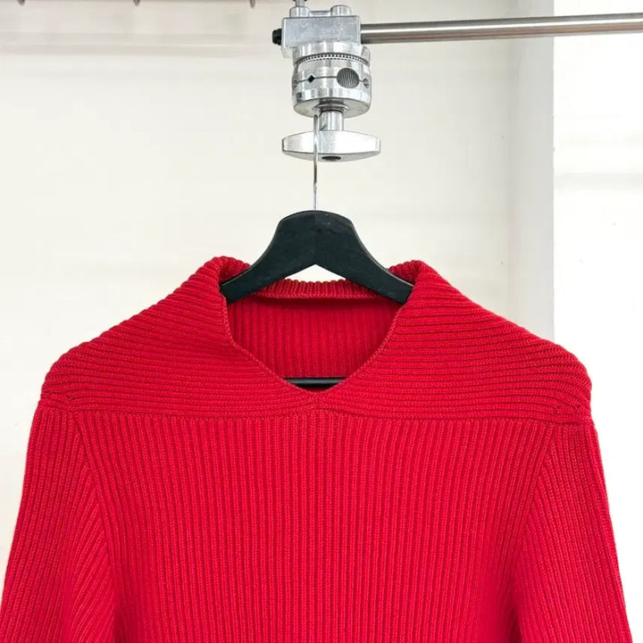 [BUNJANG] JW Anderson Red V-Neck Wool Knit Sweater / jw 앤더슨 레드 브이넥 울 니트