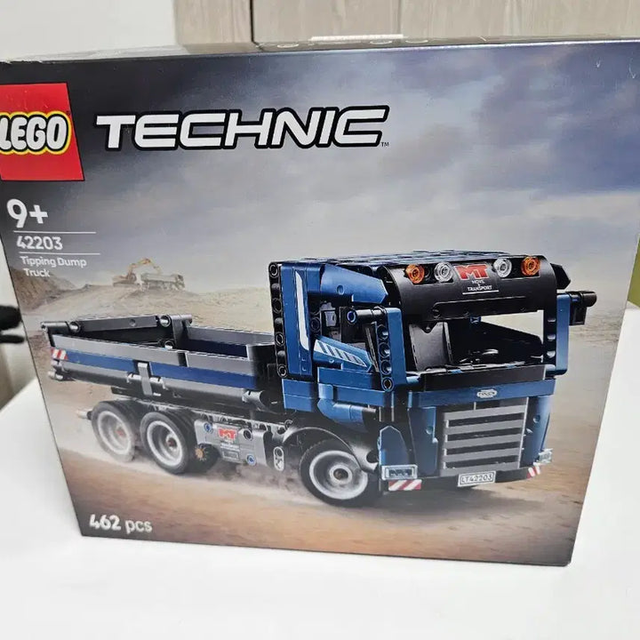 [BUNJANG] Lego Technic 42203 Dump Truck (Sealed) / 레고 테크닉 42203 덤프트럭 박스훼손 미개봉