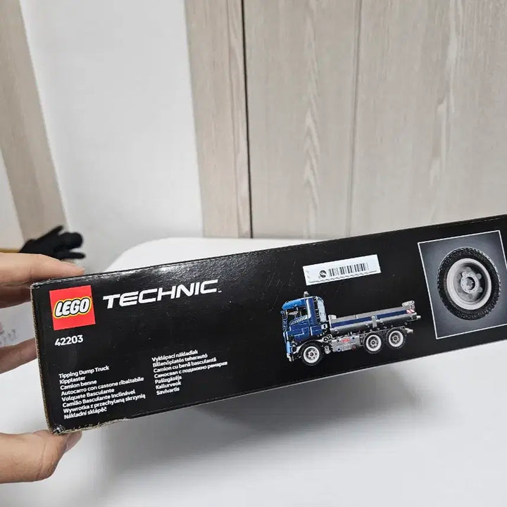 [BUNJANG] Lego Technic 42203 Dump Truck (Sealed) / 레고 테크닉 42203 덤프트럭 박스훼손 미개봉