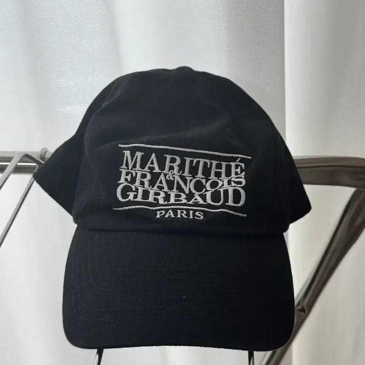 [SOLD OUT] 마리떼 모자 블랙 색상