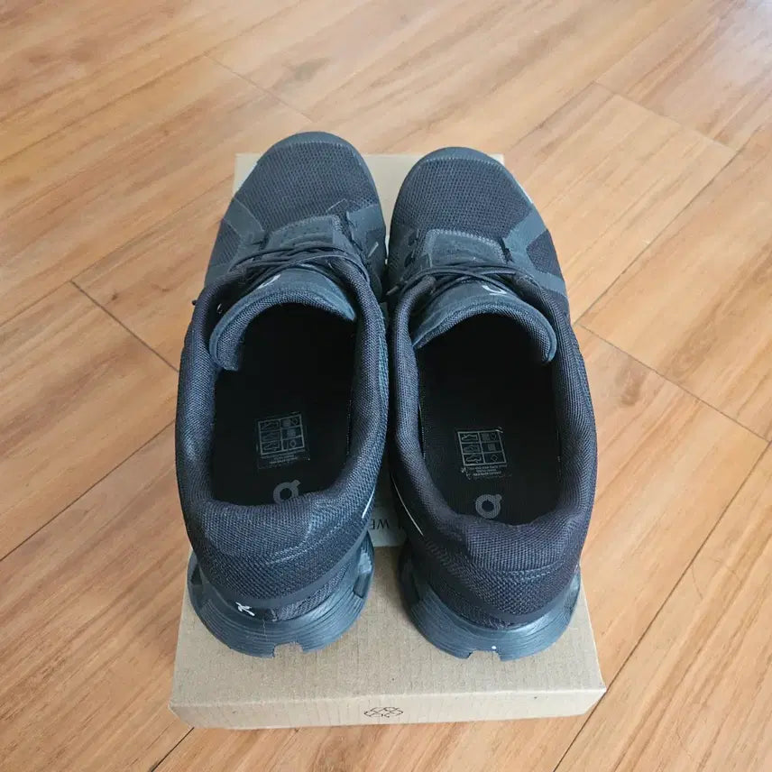 [BUNJANG] On Running Cloud x5 Black Shoes / 온 러닝 클라우드 x5 블랙 290