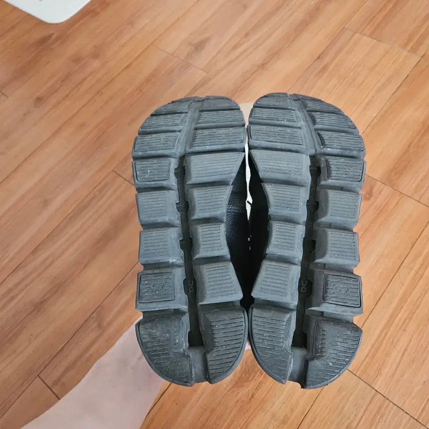 [BUNJANG] On Running Cloud x5 Black Shoes / 온 러닝 클라우드 x5 블랙 290