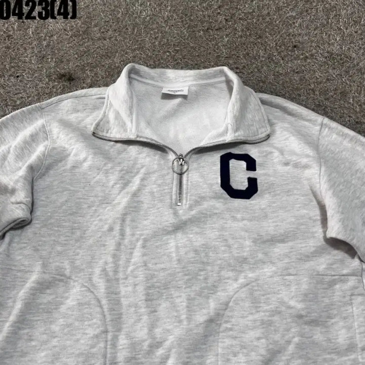 [BUNJANG] Covernat C Logo Half Zip-up Sweatshirt / 커버낫 C로고 하프집업 맨투맨 L | 0423