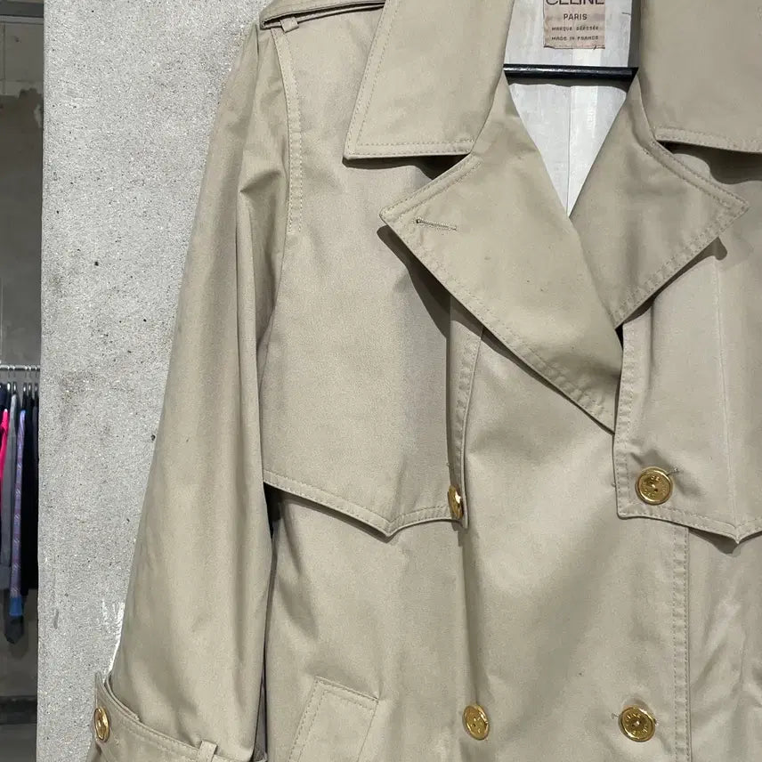 [BUNJANG] Old Celine Light Beige Trench Coat / 올드 셀린느 라이트 베이지 금장 버튼 트렌치 코트
