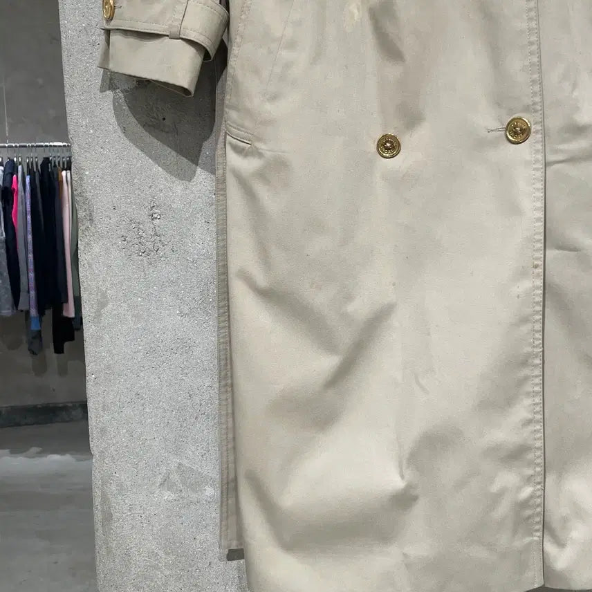 [BUNJANG] Old Celine Light Beige Trench Coat / 올드 셀린느 라이트 베이지 금장 버튼 트렌치 코트