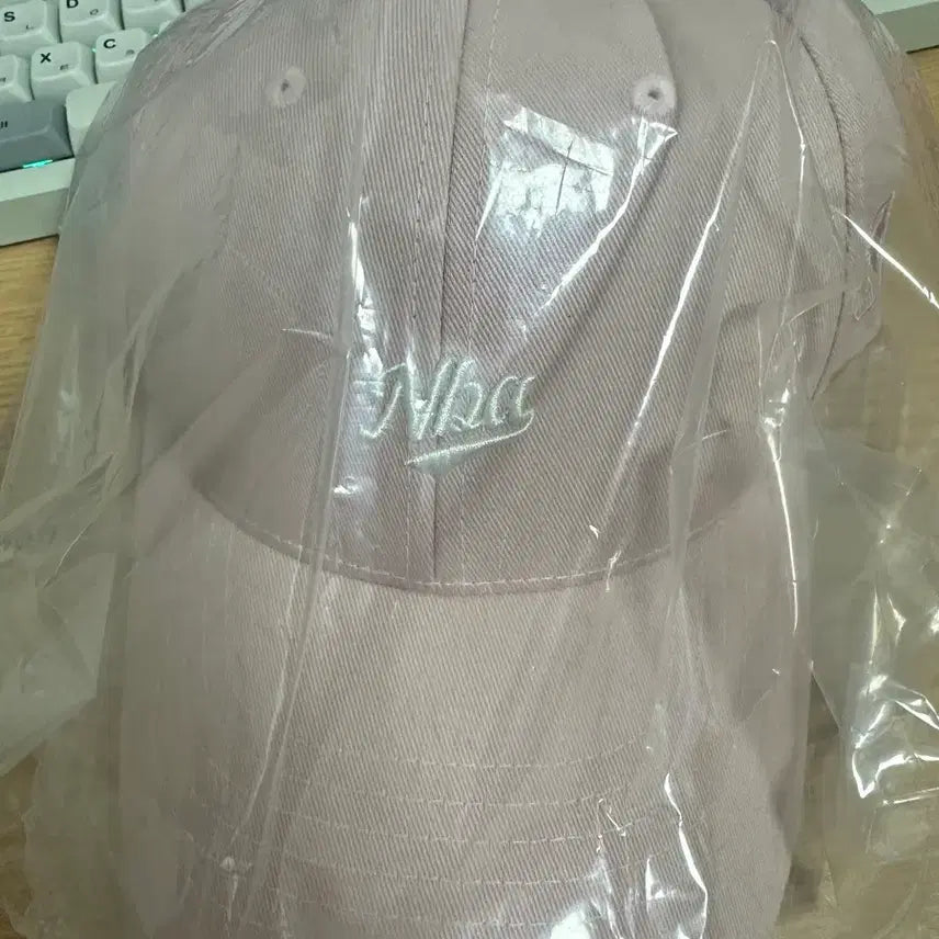 [BUNJANG] NBA Embroidered Lettering Hard Ball Cap - Pink / [새제품] 남여공용 NBA 자수 레터링 하드 볼캡 핑크 미착용
