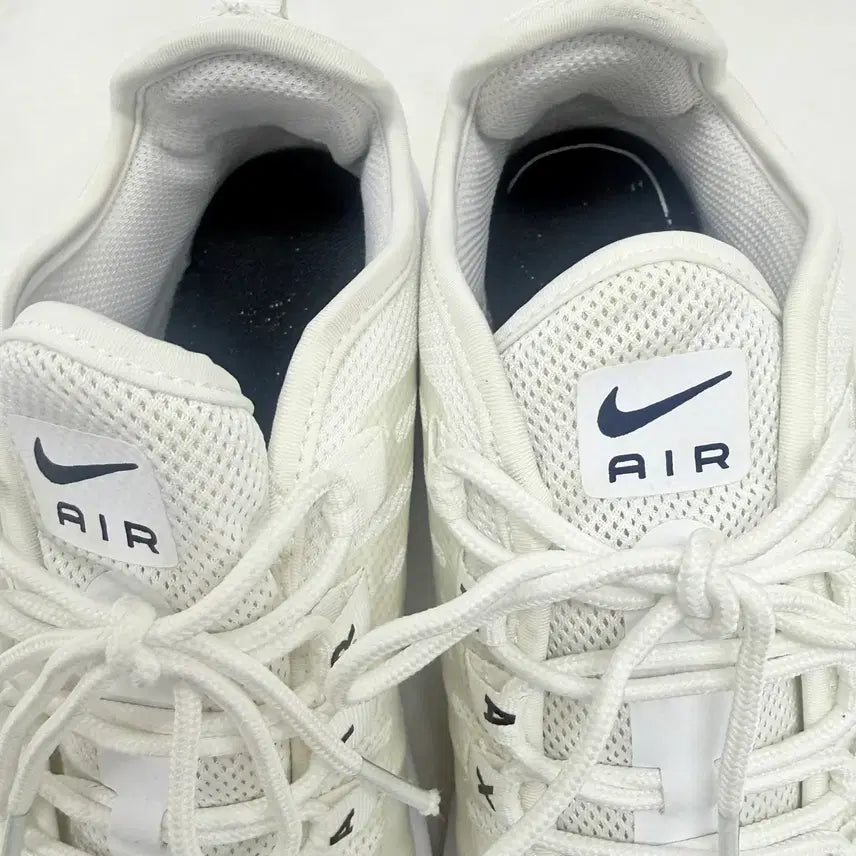 [BUNJANG] Nike Air Max Axis Sneakers / (275)나이키 운동화 에어맥스 엑시스