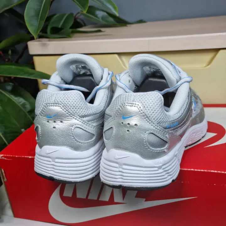 [BUNJANG] Nike P-6000 Sneakers (240) / 나이키 P-6000 운동화 (240)