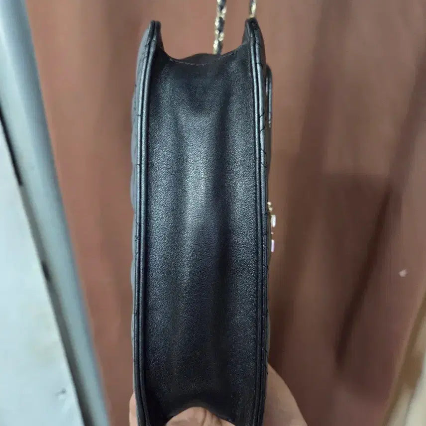 [BUNJANG] Metrocity Quilted Chain Bag Black / 메트로시티 퀼팅 체인백 블랙