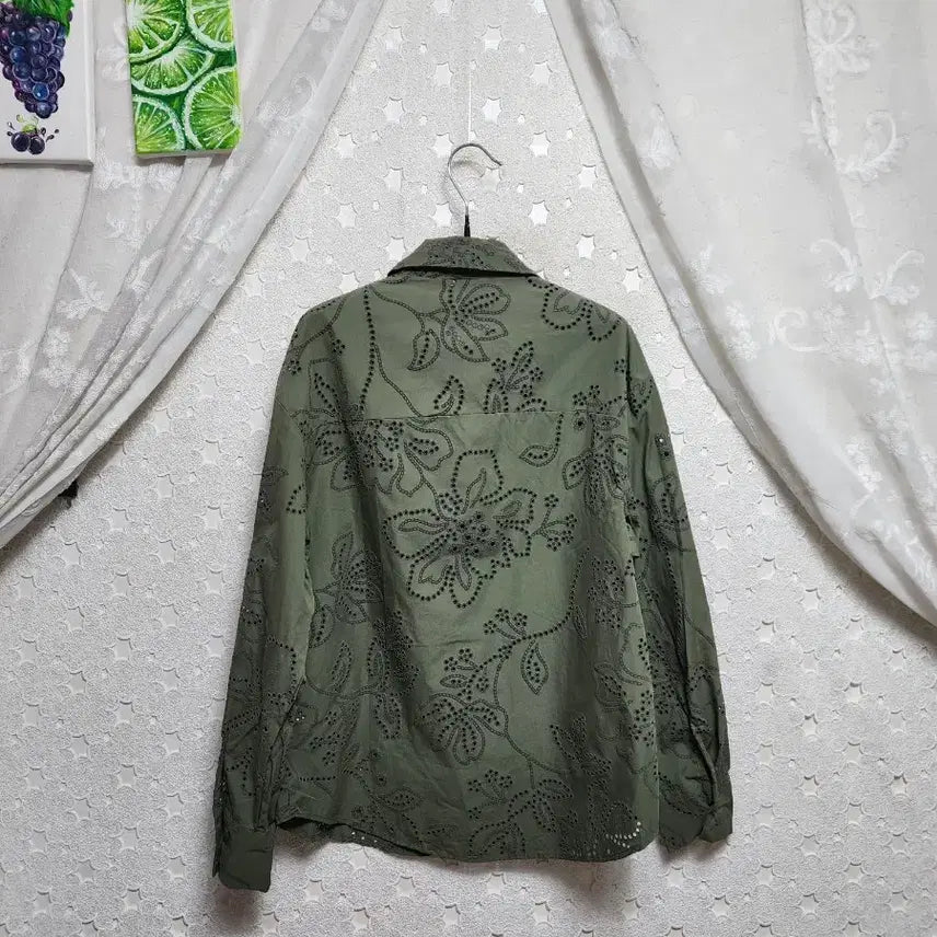 [BUNJANG] ZARA Embroidered Top / 자라 펀칭자수 여성s