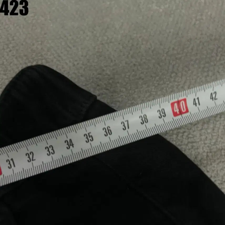 [SOLD OUT] 내셔널지오그래픽 블랙 카고 조거팬 m