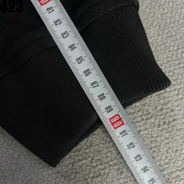 [SOLD OUT] 내셔널지오그래픽 블랙 카고 조거팬 m
