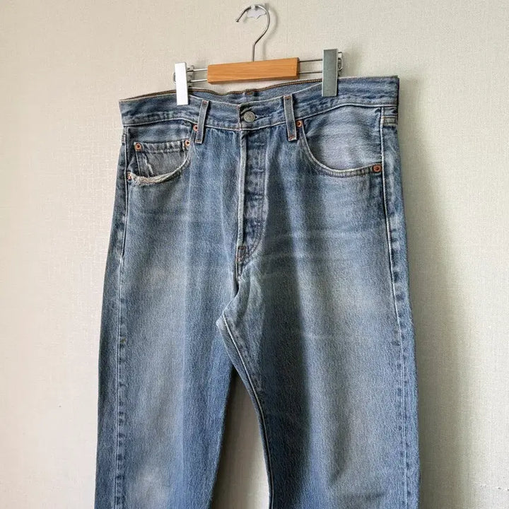[SOLD OUT] 00s levis 501xx 35