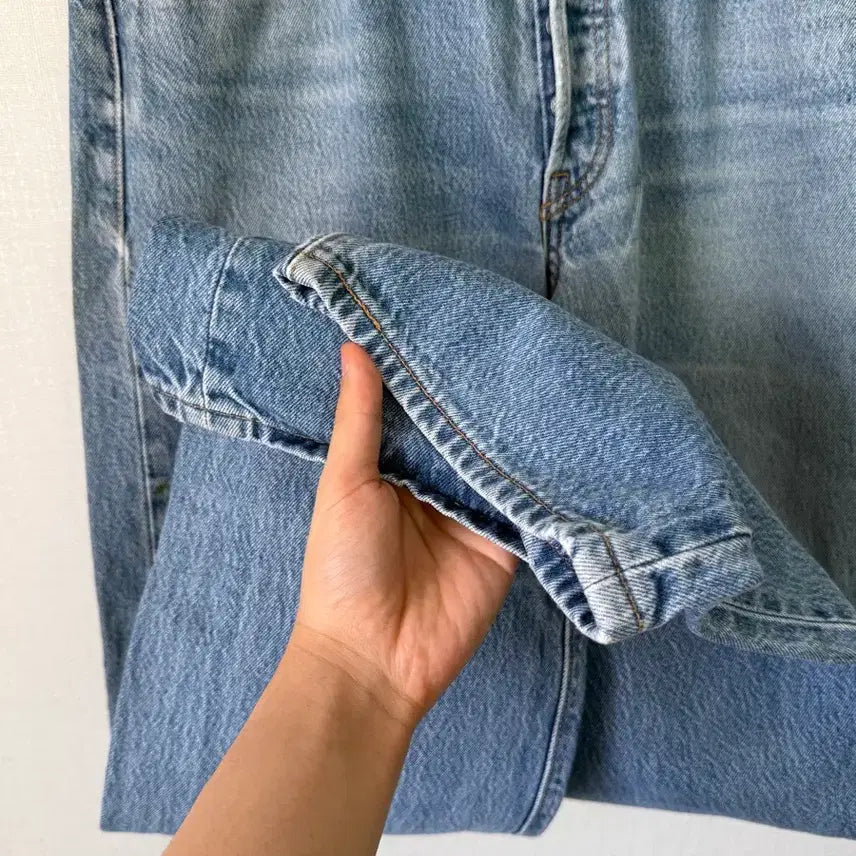 [SOLD OUT] 00s levis 501xx 35