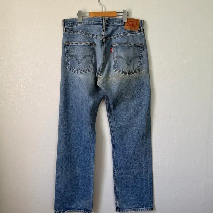 [SOLD OUT] 00s levis 501xx 35