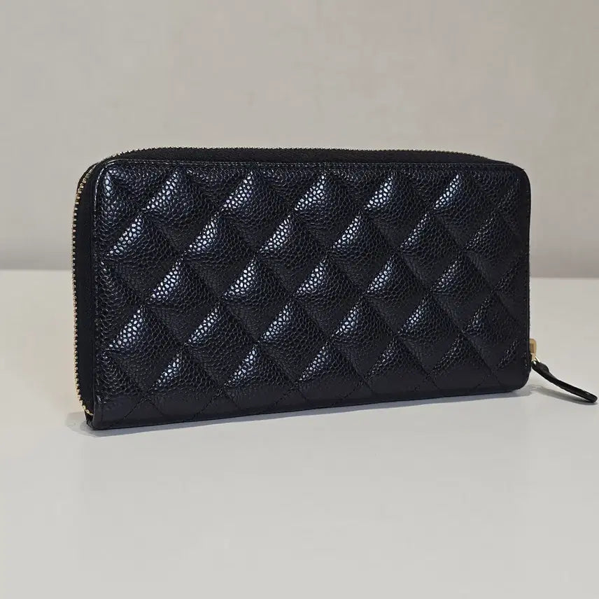 [BUNJANG] Chanel Caviar Classic Black Gold Zipper Long Wallet / [럭스올] 샤넬 캐비어 클래식 블랙 금장 지퍼 장지갑 AP0242