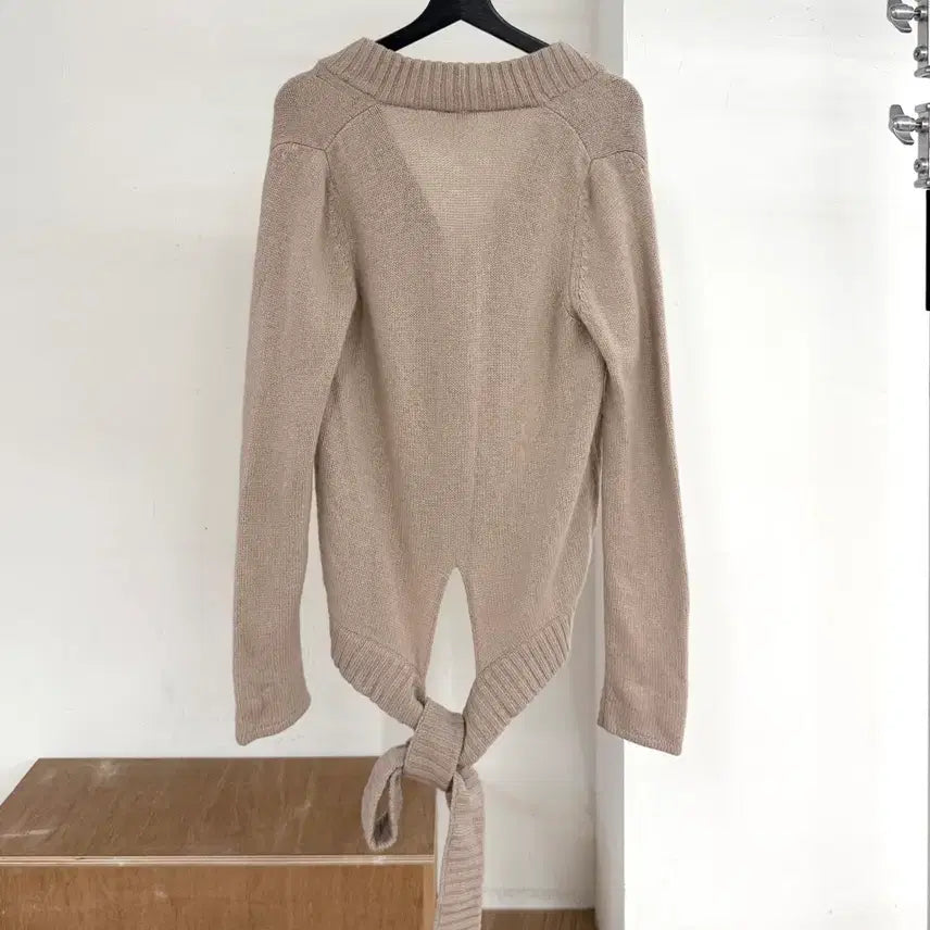 [BUNJANG] Loewe Beige Tie Back Cashmere Cardigan / 로에베 베이지 타이 백 캐시미어 가디건