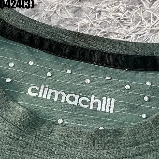 [BUNJANG] Adidas Climachill Short Sleeve T-Shirt (Size 160) / 아디다스X클라이마칠 반팔티셔츠 160 실측 85
