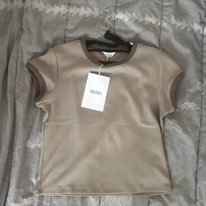 [BUNJANG] Artide Waffle Ringer Short Sleeve T-shirt / 아티드 와플 링거 반팔 티셔츠_BEIGE (M)