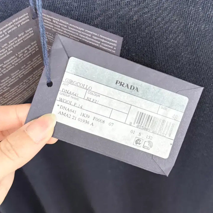 [BUNJANG] Prada Navy Crew Neck Wool Knit Sweater / 프라다 네이비 크루넥 울 니트