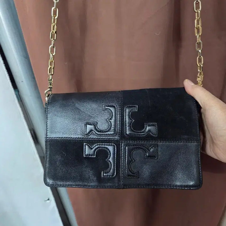 [BUNJANG] Tory Burch Leather Chain Crossbody Bag / 토리버치 블랙 가죽 체인 크로스백