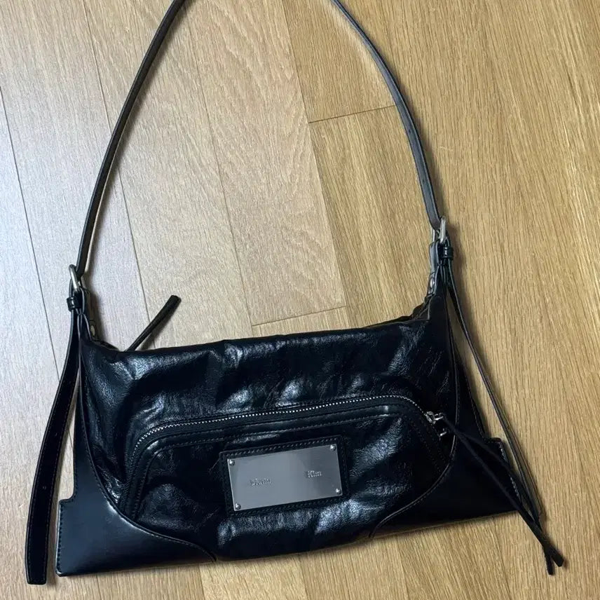 [SOLD OUT] 마뗑킴 투웨이 스트립 스퀘어 미니백