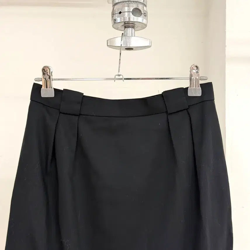 [BUNJANG] Christian Dior Black Pleated Midi Skirt / 크리스찬 디올 블랙 핀턱 미디 스커트