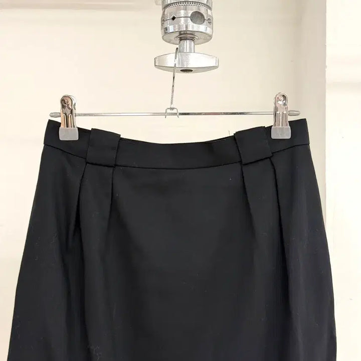 [BUNJANG] Christian Dior Black Pleated Midi Skirt / 크리스찬 디올 블랙 핀턱 미디 스커트