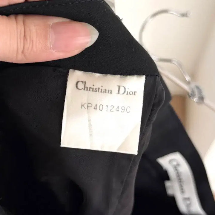 [BUNJANG] Christian Dior Black Pleated Midi Skirt / 크리스찬 디올 블랙 핀턱 미디 스커트