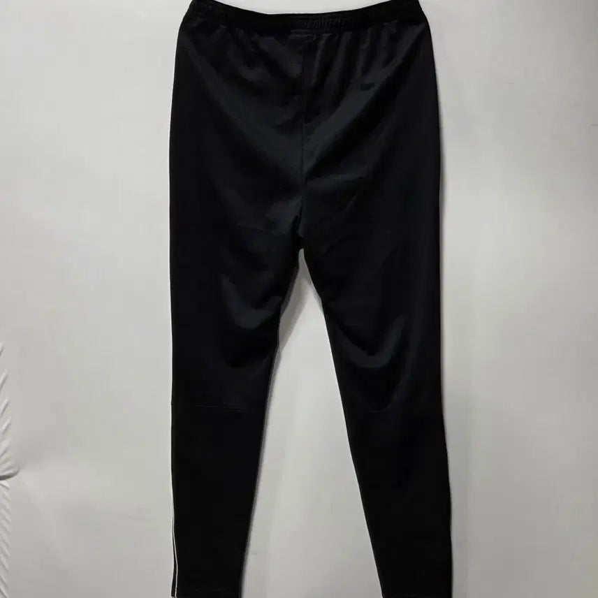 [SOLD OUT] 나이키 드라이핏 블랙 트레이닝 팬츠 M 26042409